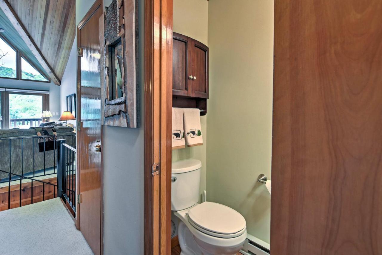 Beech Mountain Condo With Balcony, Walk To Resort! Εξωτερικό φωτογραφία